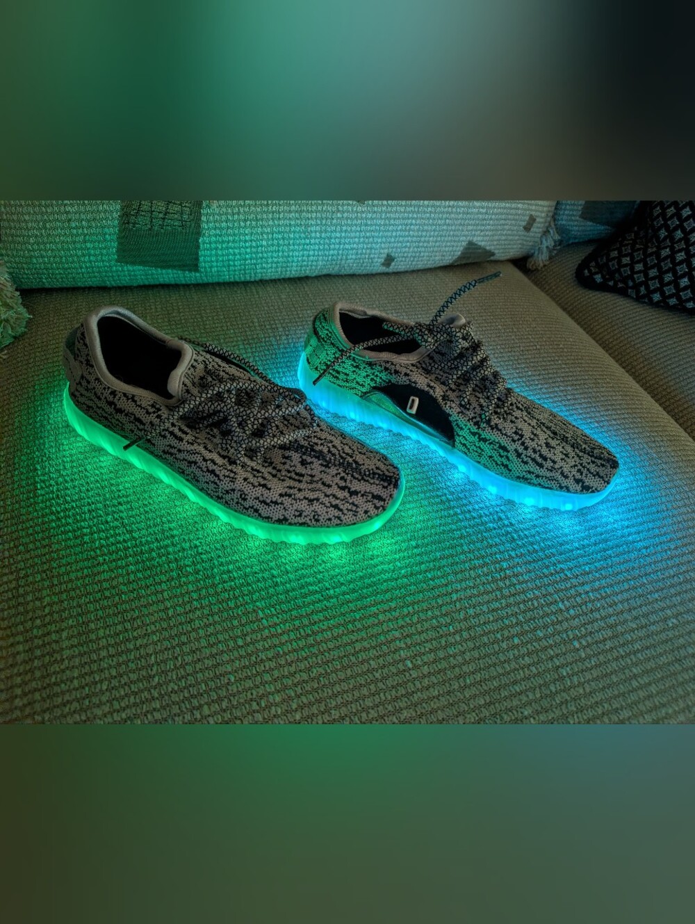 Forever LED Light-Up Knit Women’s Sneakers in Black & White
